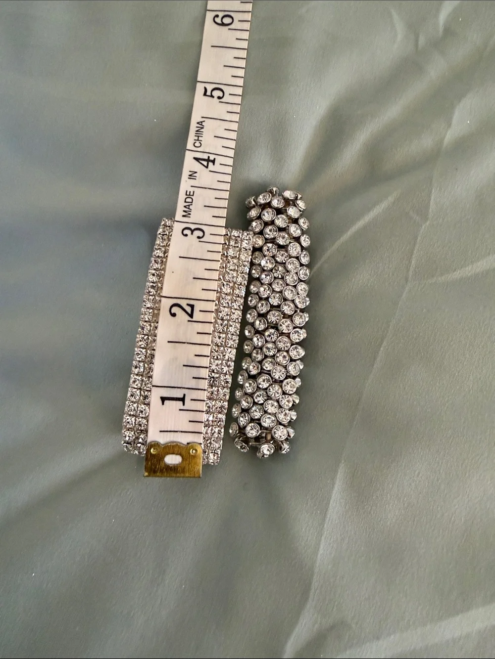 Crystal Rhinestone Hair Clip Set - Silver Sparkle